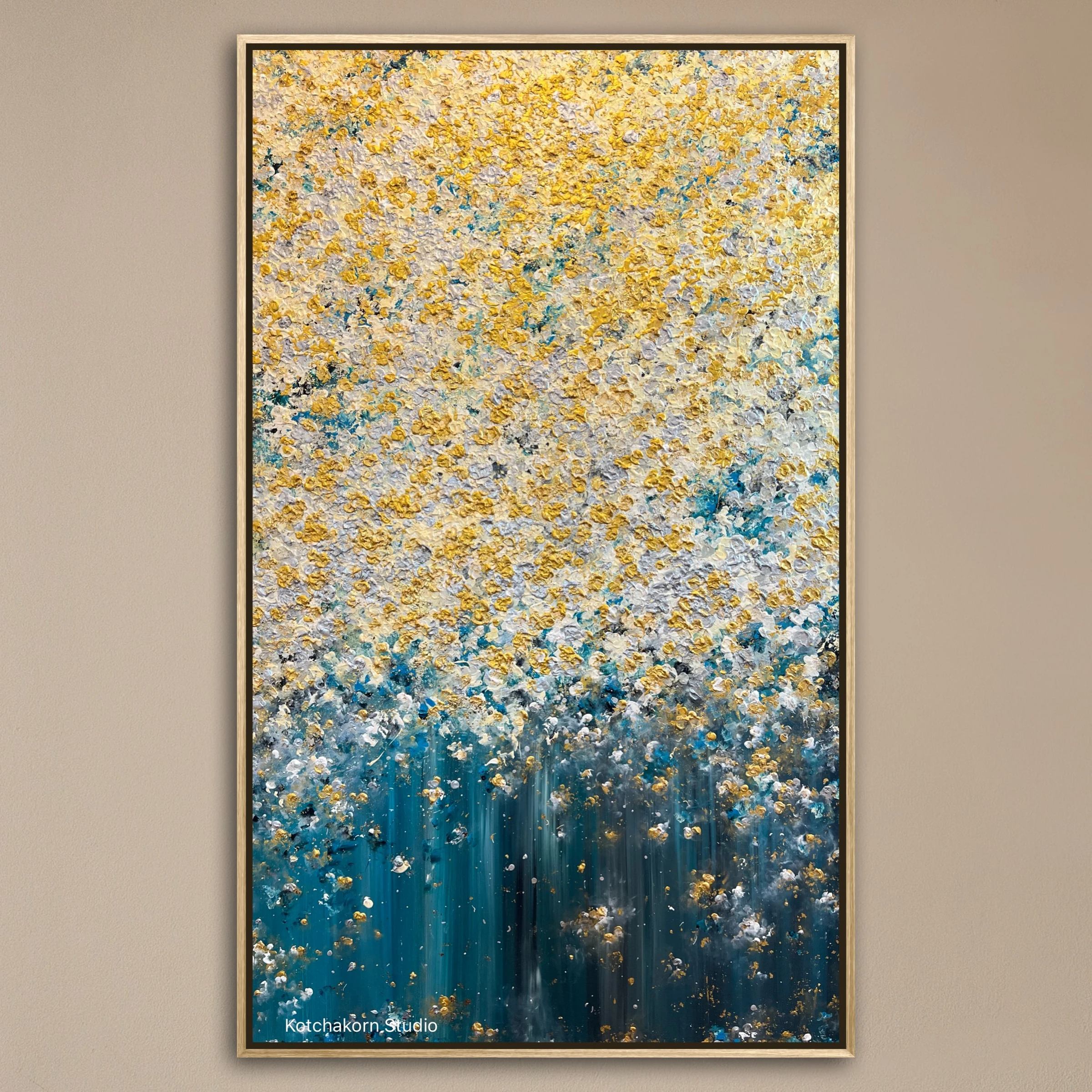 Golden Waterfall of the Gentle Giant (200x120cm)